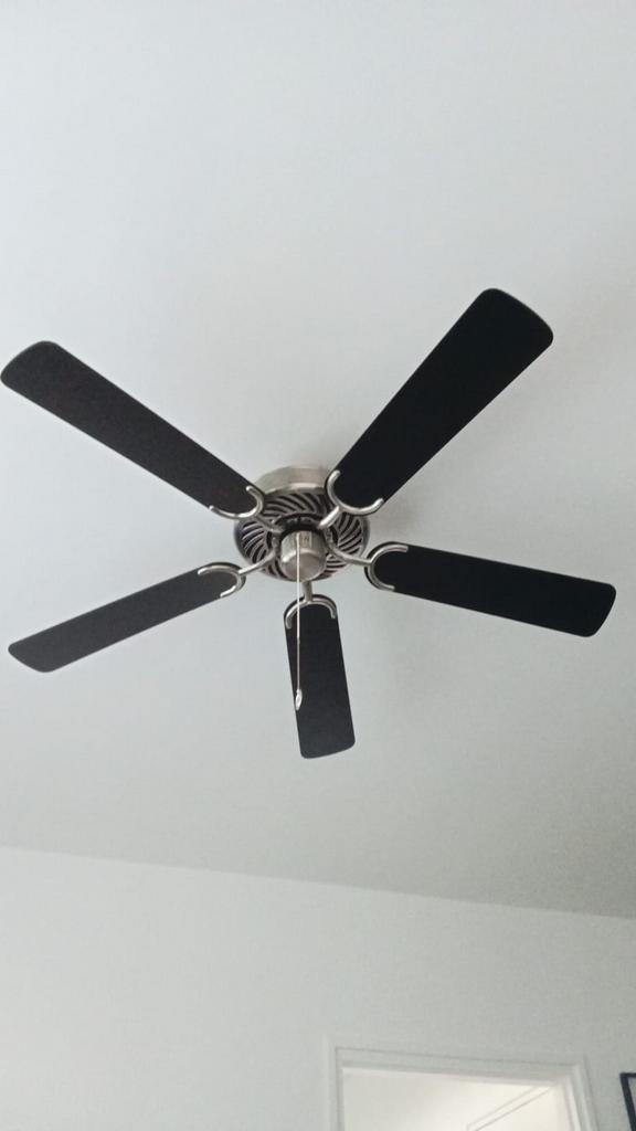 2 x Plafond Ventilator Geruiloos zwart/chroom Westinghouse, Ophalen of Verzenden, Zo goed als nieuw, Plafondventilator