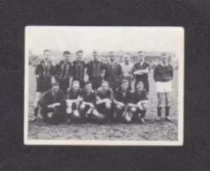Voetbalplaatje ZVV Zaandam 1951-1952., Ophalen of Verzenden, Zo goed als nieuw