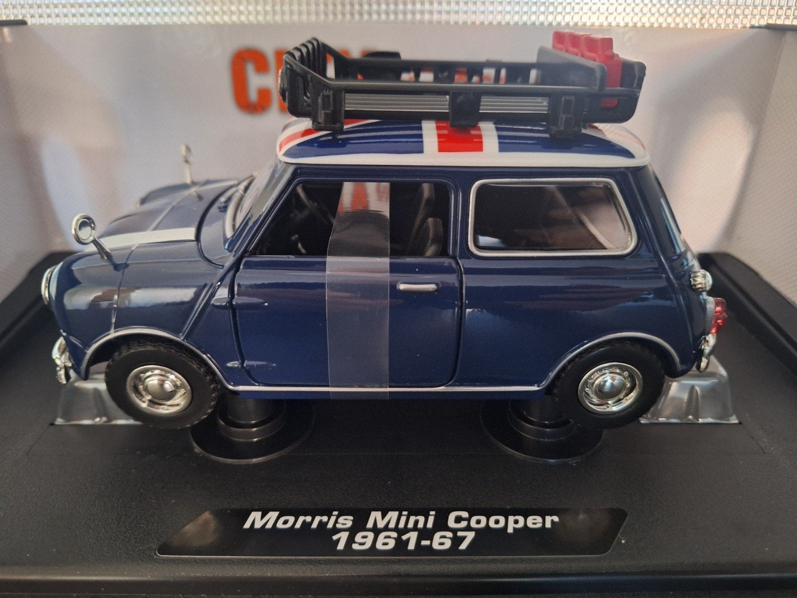 Mini Cooper with Roof Rack Schaal 1:18, Hobby en Vrije tijd, Modelauto's | 1:18, Nieuw, Ophalen of Verzenden, Motormax, Motormax