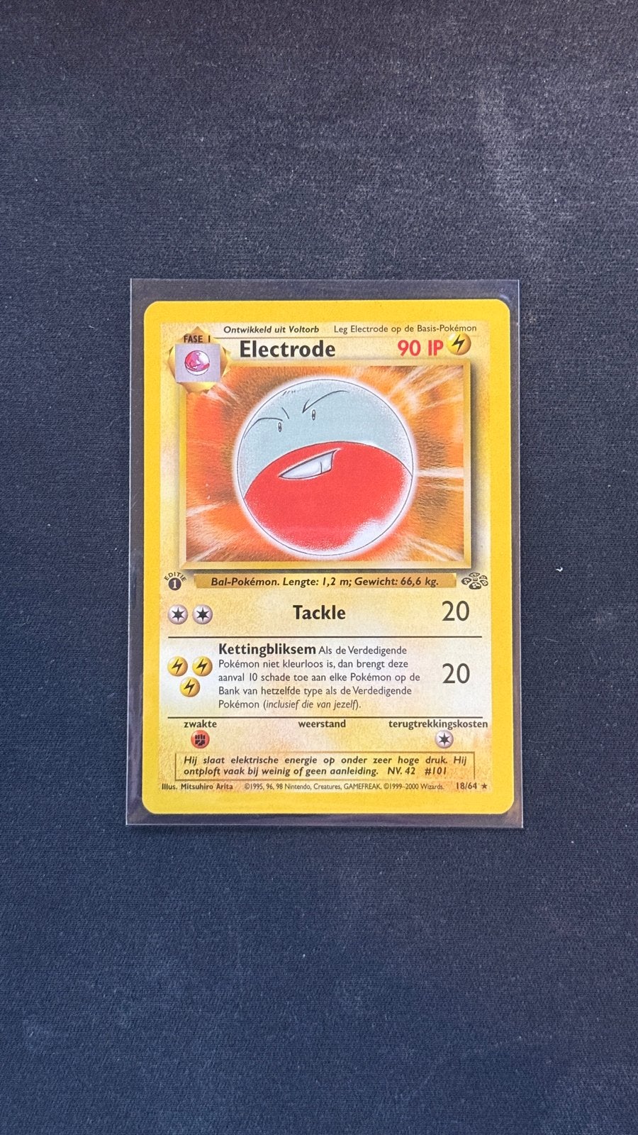Electrode 18/64 Pokemon Jungle - 1st edition NL (Near mint), Verzenden, Gebruikt, Losse kaart