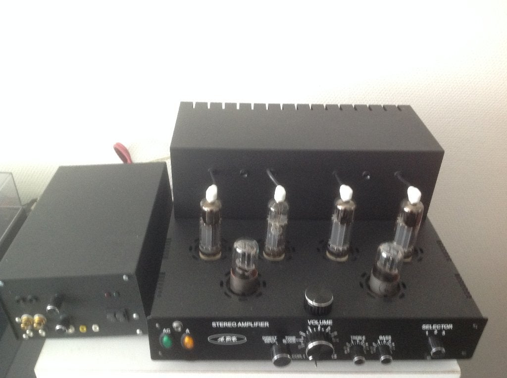 Buizenversterker + Phono vinylcorrector+Stroomtoevoercorrect, Ophalen of Verzenden, Versterker