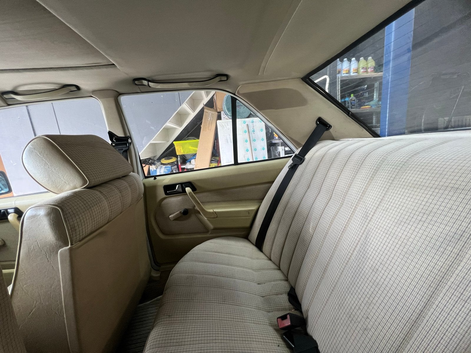 Compleet beige interieur Mercedes 190 (W201) - Nette staat, Auto-onderdelen, Ophalen of Verzenden, Gebruikt, Mercedes-Benz