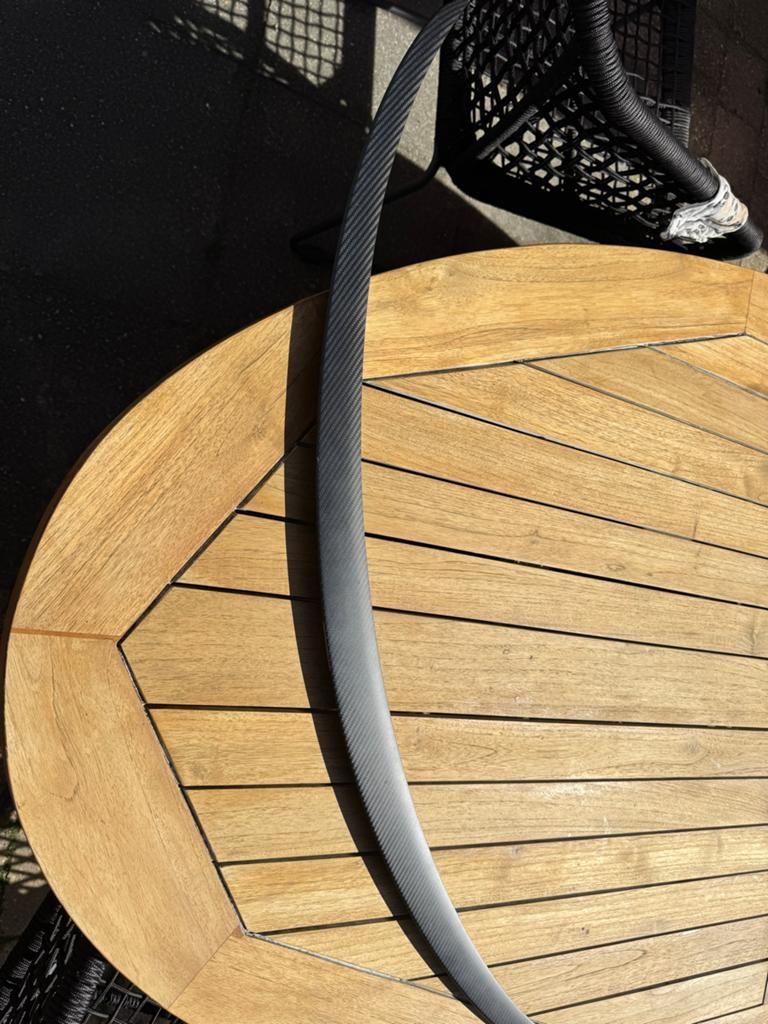 Originele Tesla Model Y Performance Carbon fiber spoiler, Ophalen of Verzenden