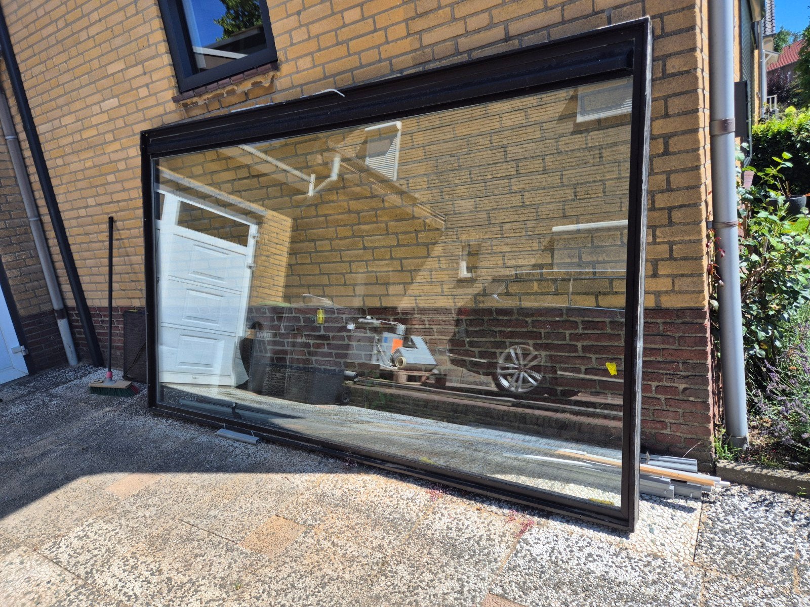 Gratis aluminium kozijn met dubbelglas, Ophalen, Gevelraam of Ruit, Gebruikt, 120 tot 160 cm