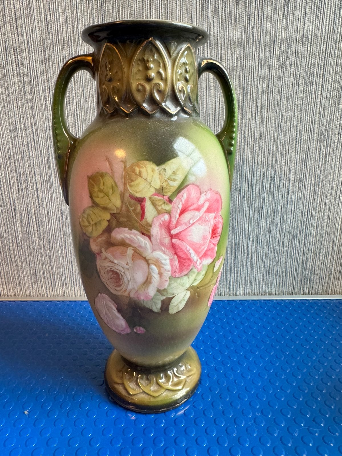 Antieke Jugendstil orenvaas met rozen – model 1762, Antiek en Kunst, Antiek | Vazen, Ophalen of Verzenden