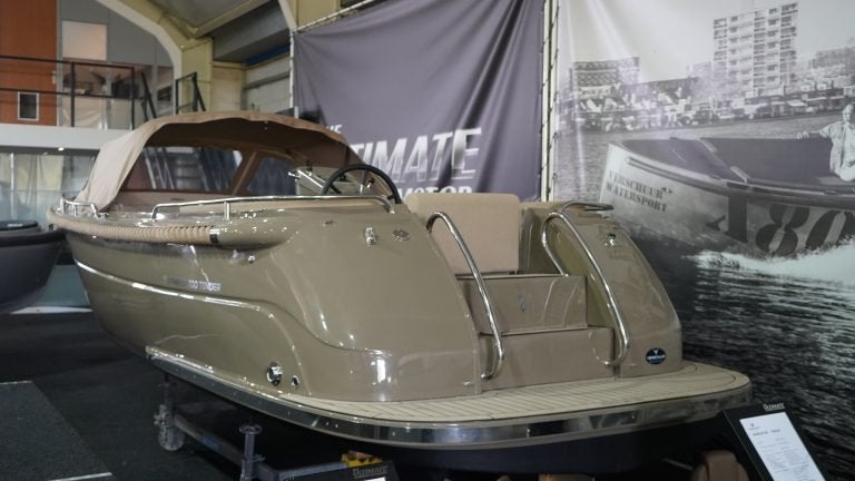 Primeur 700 tender met 42 Pk, DIRECT VAREN, Watersport en Boten, Sloepen, 3 m, Overige materialen, Tender, Binnenboordmotor