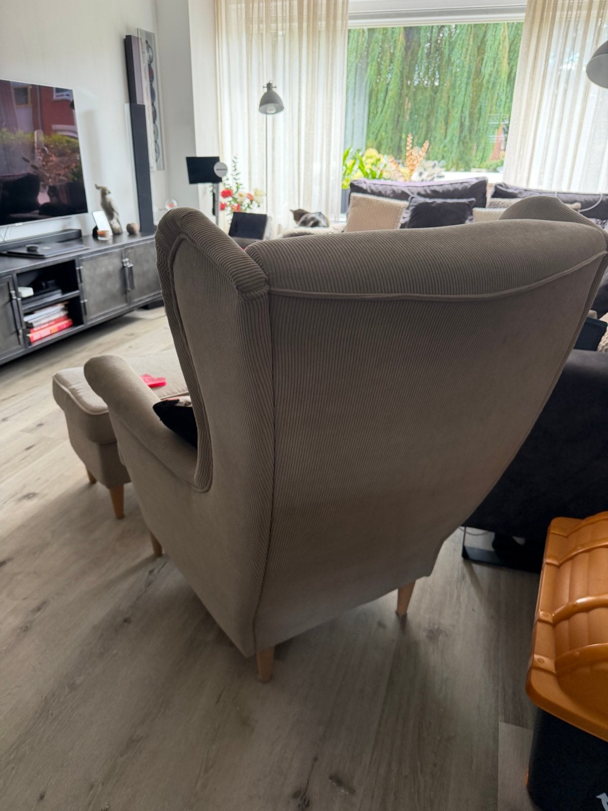 Mooie stoel hoogte 101 cm breedte 82 cm diep 96 cm, Ophalen, Gebruikt, Overige kleuren, Eén