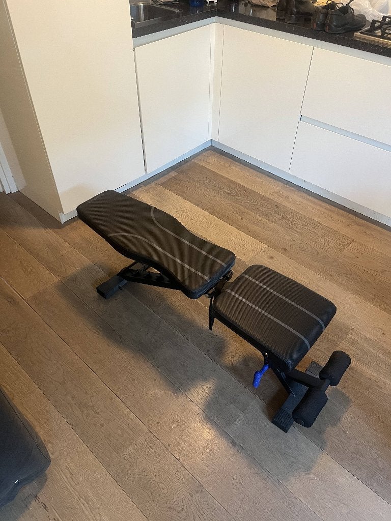 LifeGoods Fitnessbank  - Verstelbaar/Inklapbaar, Ophalen, Zo goed als nieuw, Benen, Fitnessbank