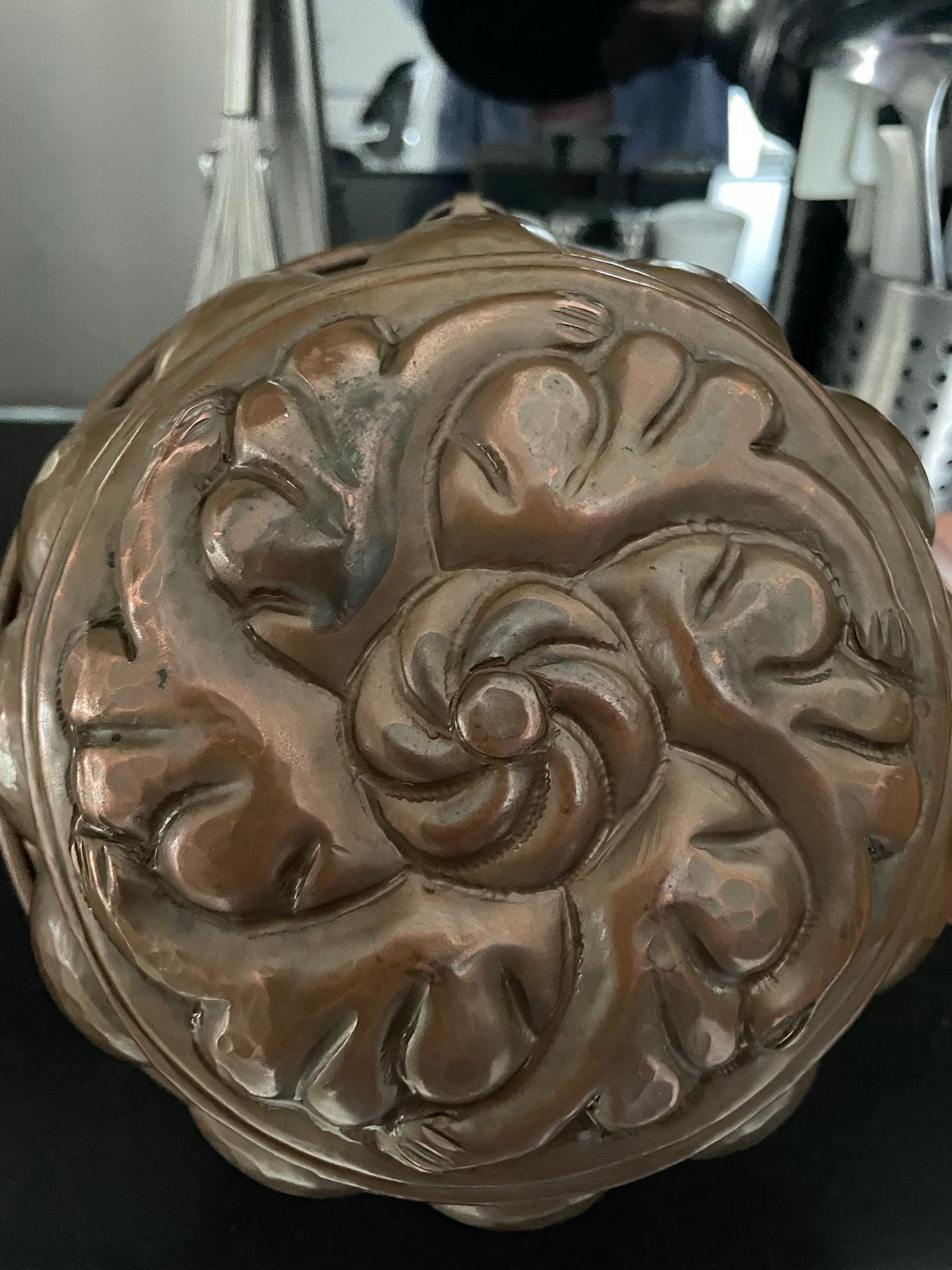Antieke koperen puddingvorm met bloemmotief, Antiek en Kunst, Ophalen of Verzenden