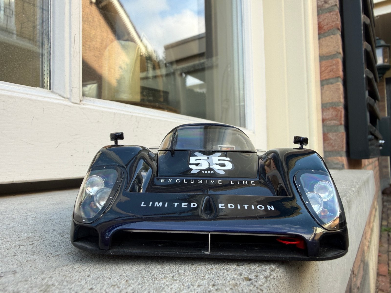 1:18 Jaguar XJR-9 V12 Standox Exoto LeMans 1988 Motorbox, Hobby en Vrije tijd, Overige merken, Auto, Ducal LLC | dba Exoto, Ophalen of Verzenden