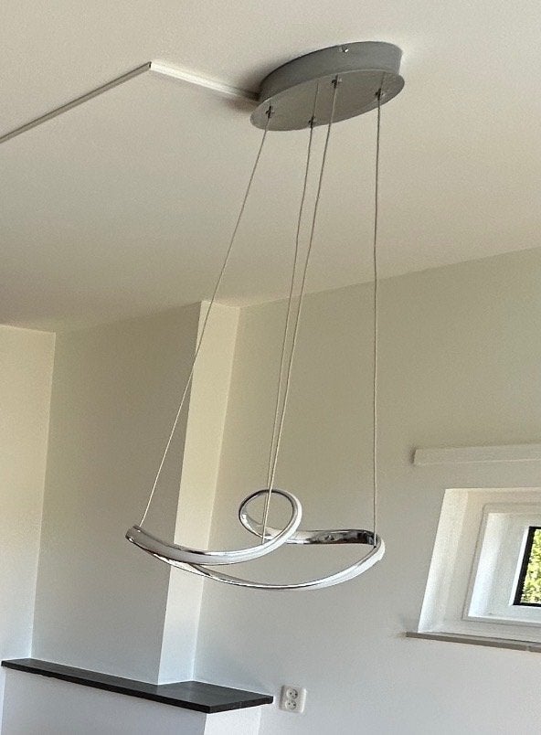 Moderne LED hanglamp – Infinity design – Chroom, Ophalen, Gebruikt, Overige fittingen, Metaal