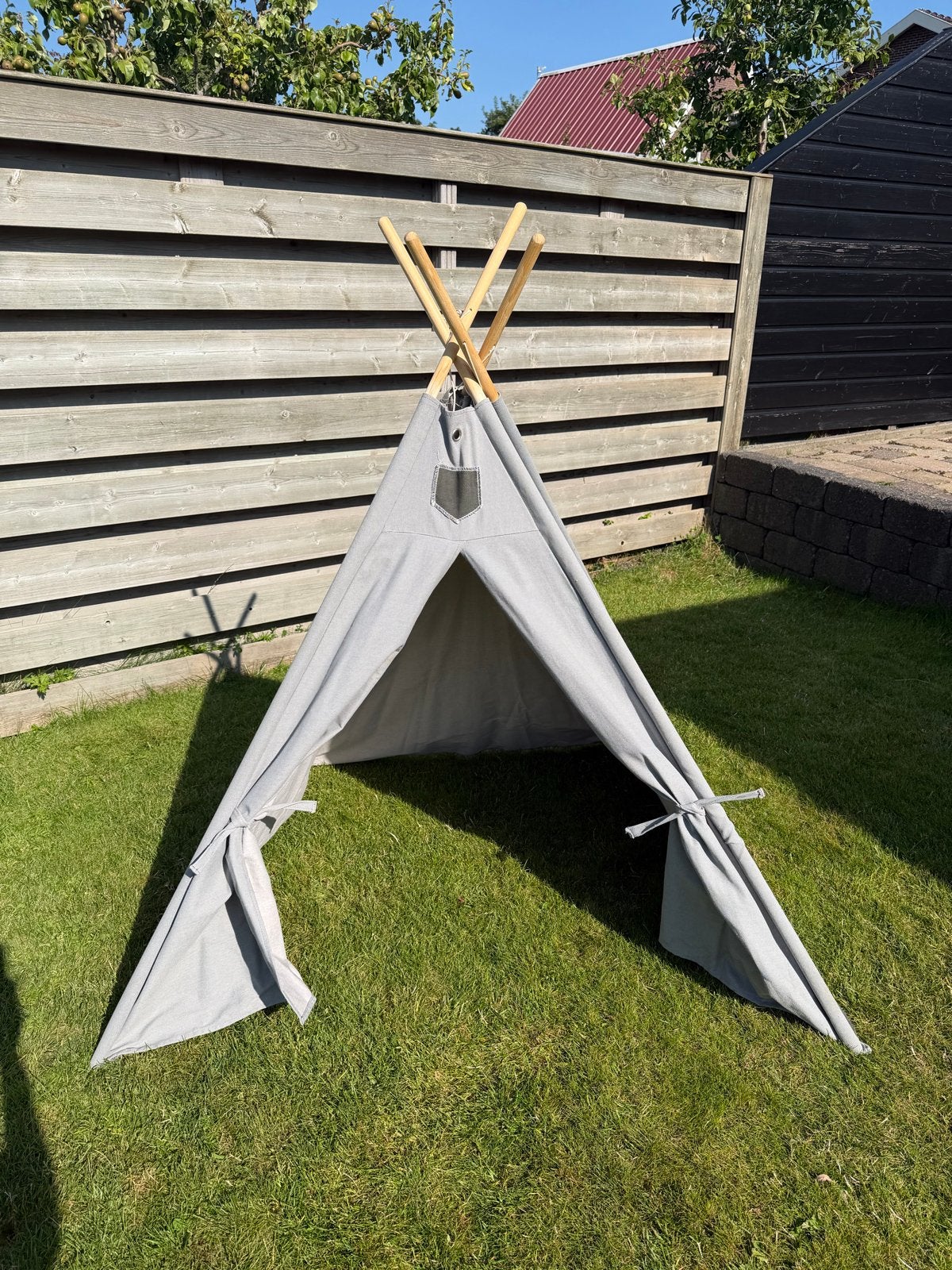 Leuke grijze tipi tent voor kinderen, Kinderen en Baby's, Speelgoed | Speeltenten, Zo goed als nieuw, Ophalen