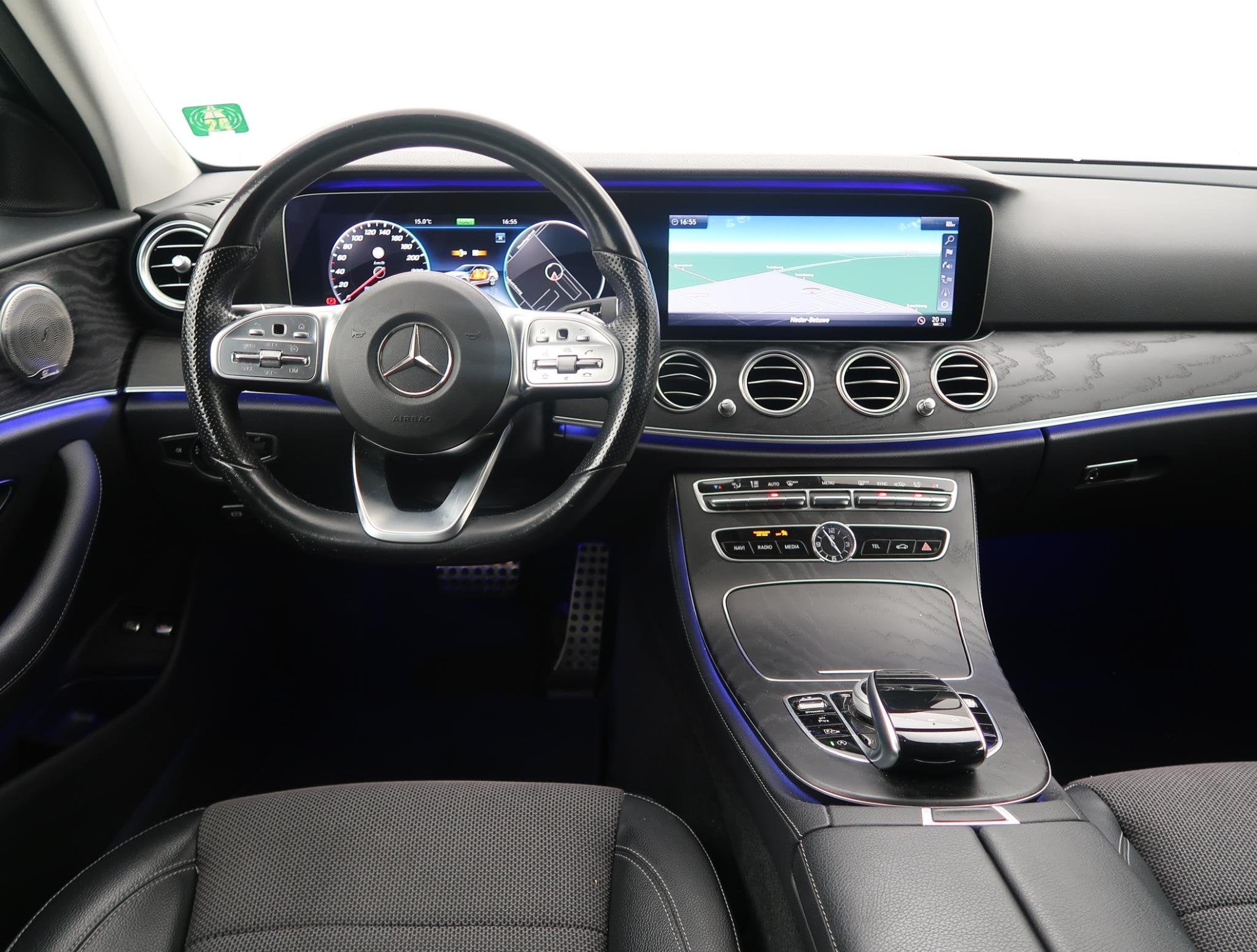 Mercedes-Benz E-klasse Estate 200 AMG SPORT AUT9 + BURMESTER, Automaat, Gebruikt, Euro 6, 4 cilinders