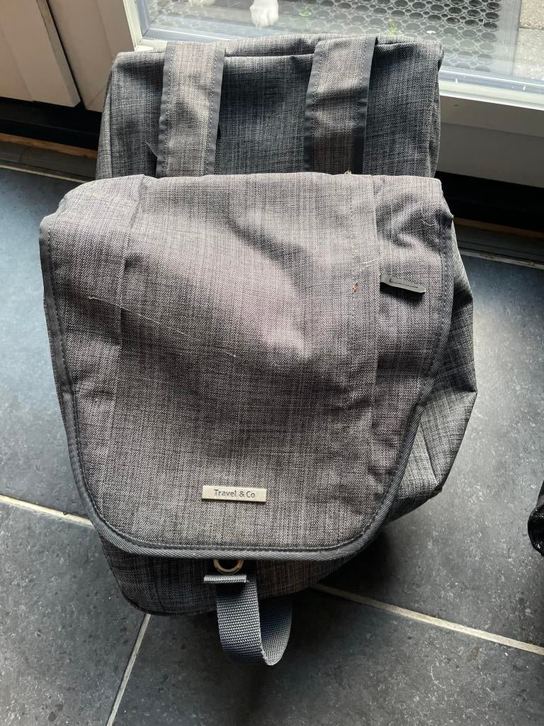 Fietstas Travel & Co - Grijs, Ruim en Praktisch, Fietsen en Brommers, Fietsaccessoires | Fietstassen, Ophalen of Verzenden, Gebruikt