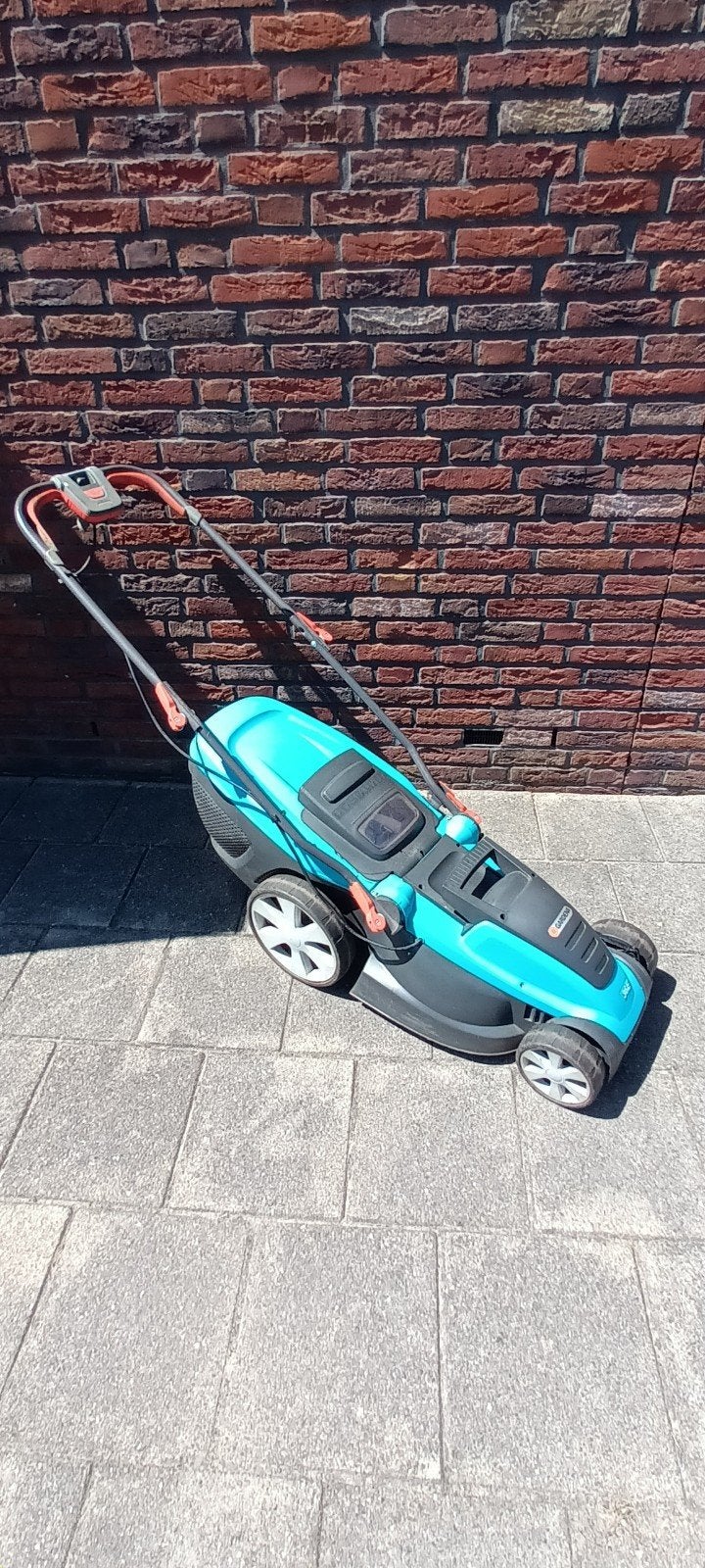 Gardena Powermax 36e. Electrische Grasmaaier., Tuin en Terras, Grasmaaiers, Gebruikt, Elektrische grasmaaier, 30 t/m 39 cm, Cirkelmaaier