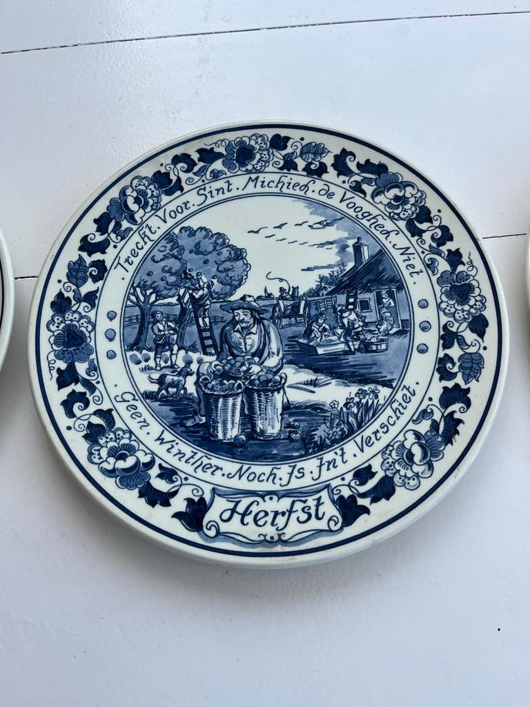 Royal Goedewaagen "Blue Delft" Handwerk Holland Seizoenbord, Antiek en Kunst, Ophalen of Verzenden