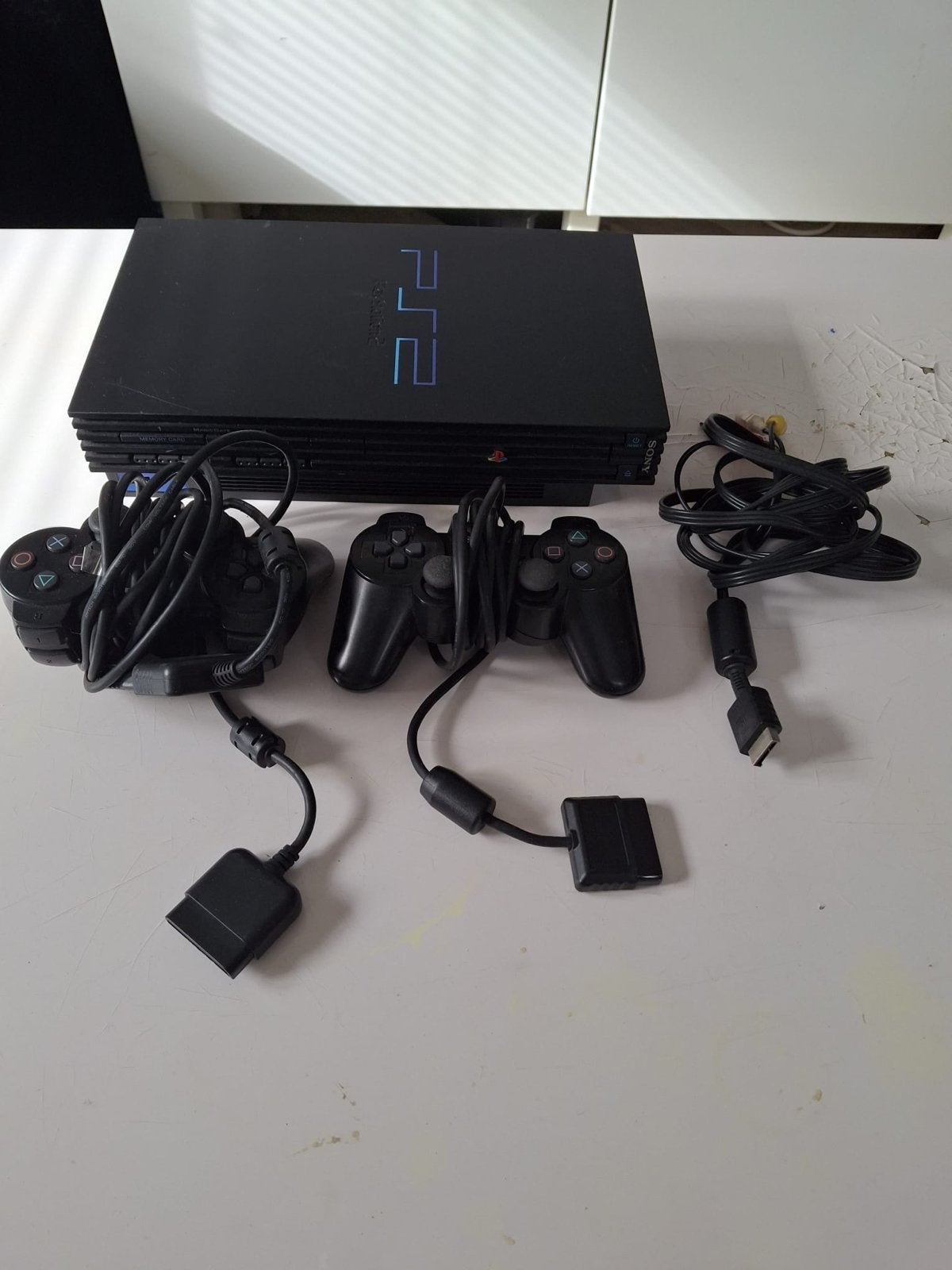 Sony PlayStation 2 (PS2) Slim met 2 controllers en games, Spelcomputers en Games, Zwart, Met 2 controllers, Ophalen of Verzenden
