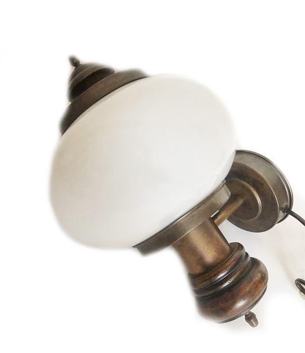 Wandlamp antiek wand lamp koper, hout glas bol olie lamp kap, Ophalen of Verzenden