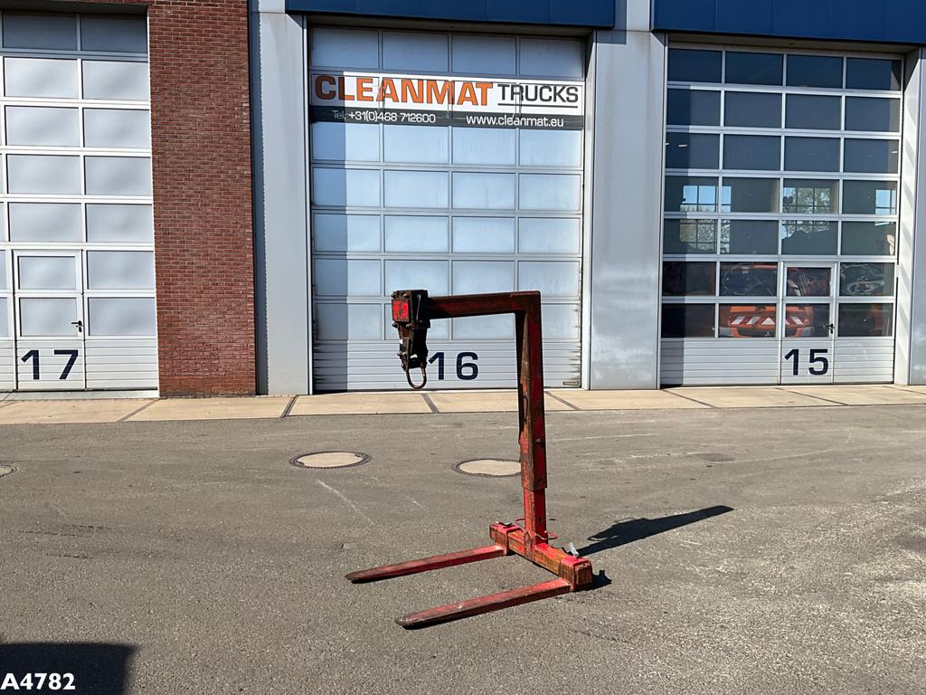 Palletvork, Clean Mat Trucks B.V., Sales@cleanmat.eu, Wageningsestraat 17
6673DB  ANDELST, NL