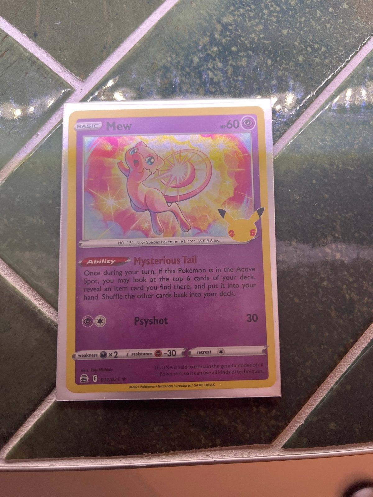 Mew Pokémon Kaart - Celebrations 25th Anniversary, Ophalen of Verzenden, Zo goed als nieuw, Losse kaart, Foil