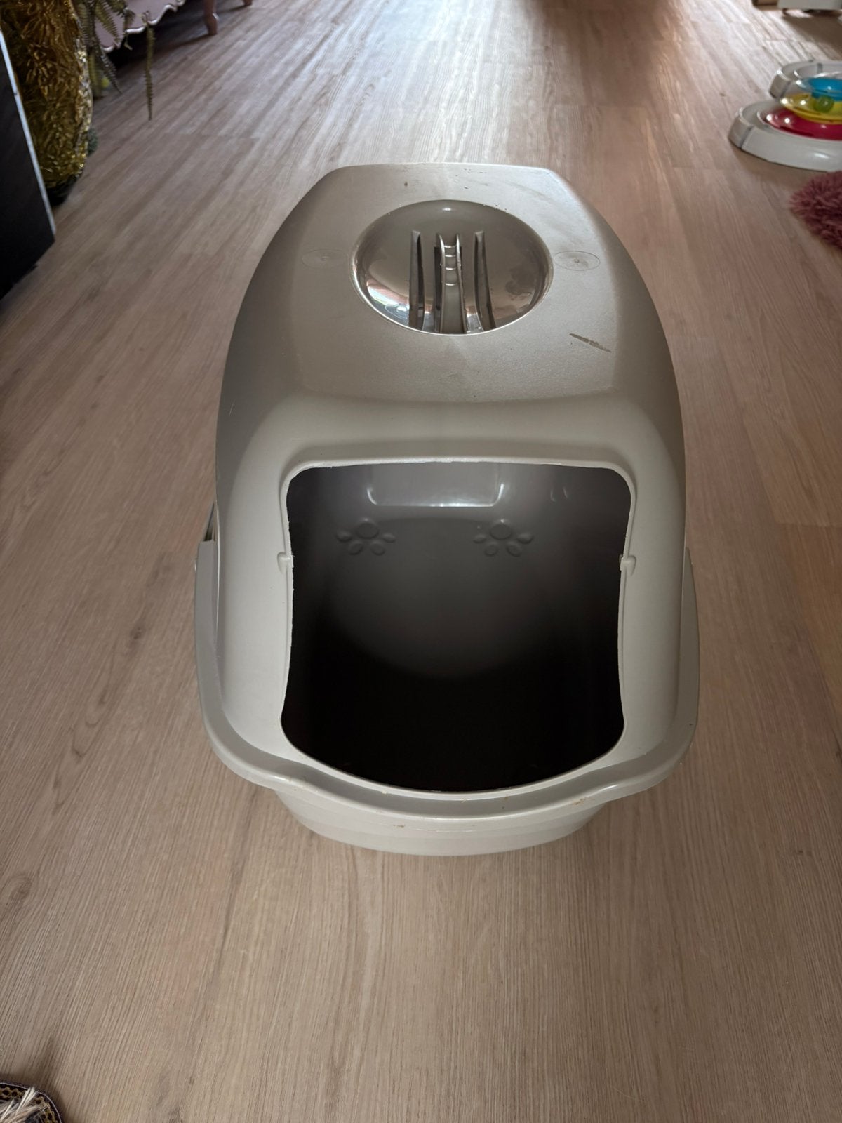 Gesloten kattenbak kattentoilet beige zonder klepje, Ophalen of Verzenden, Zo goed als nieuw