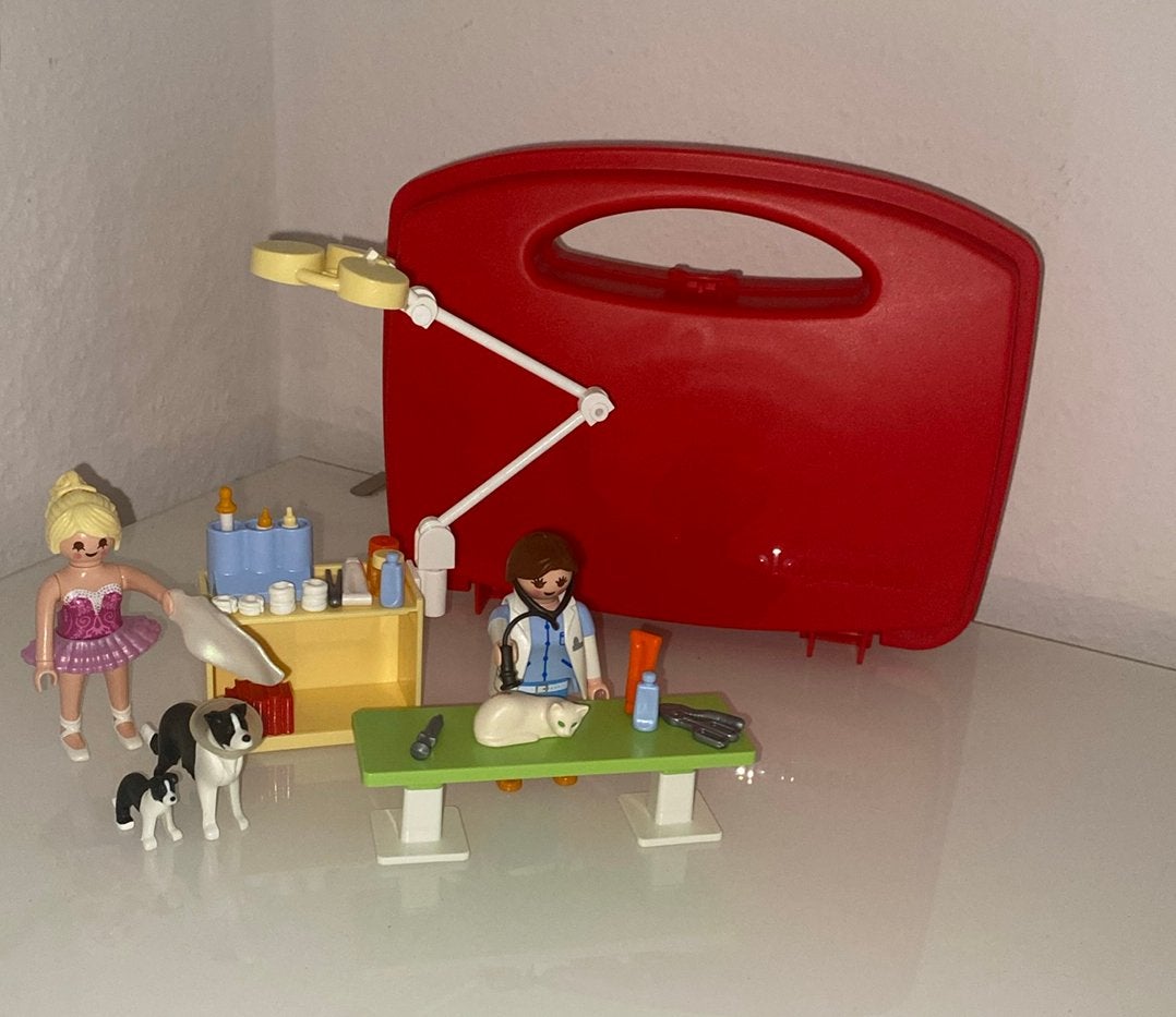 Playmobil Dierenarts Meeneemkoffer (5653) + EXTRA Ballerina!, Complete set, Overige typen, Ophalen of Verzenden, Zo goed als nieuw