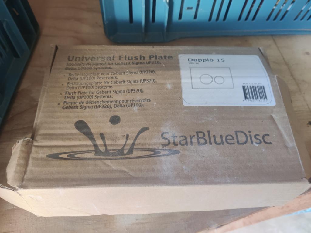 Druktoets toilet, 60 cm of meer, Nieuw, Minder dan 5 m², Wandtegels