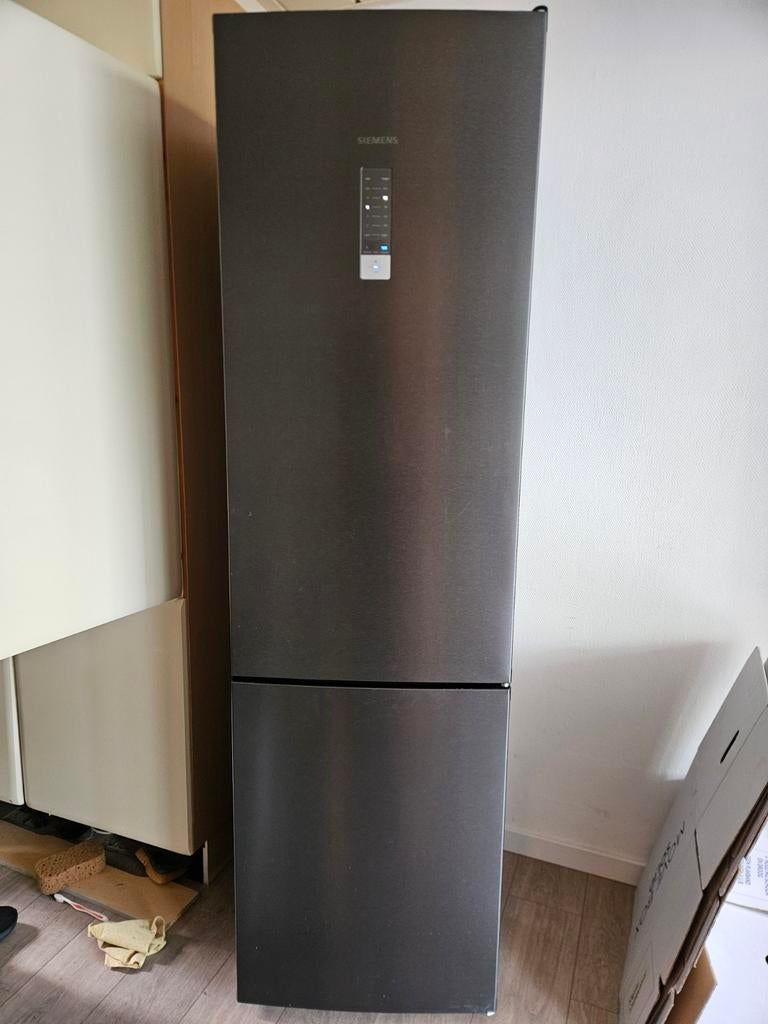 Siemens KG37NXB35 Koel-vriescombinatie - NoFrost, Witgoed en Apparatuur, Koelkasten en IJskasten, Ophalen, 200 liter of meer, Met aparte vriezer