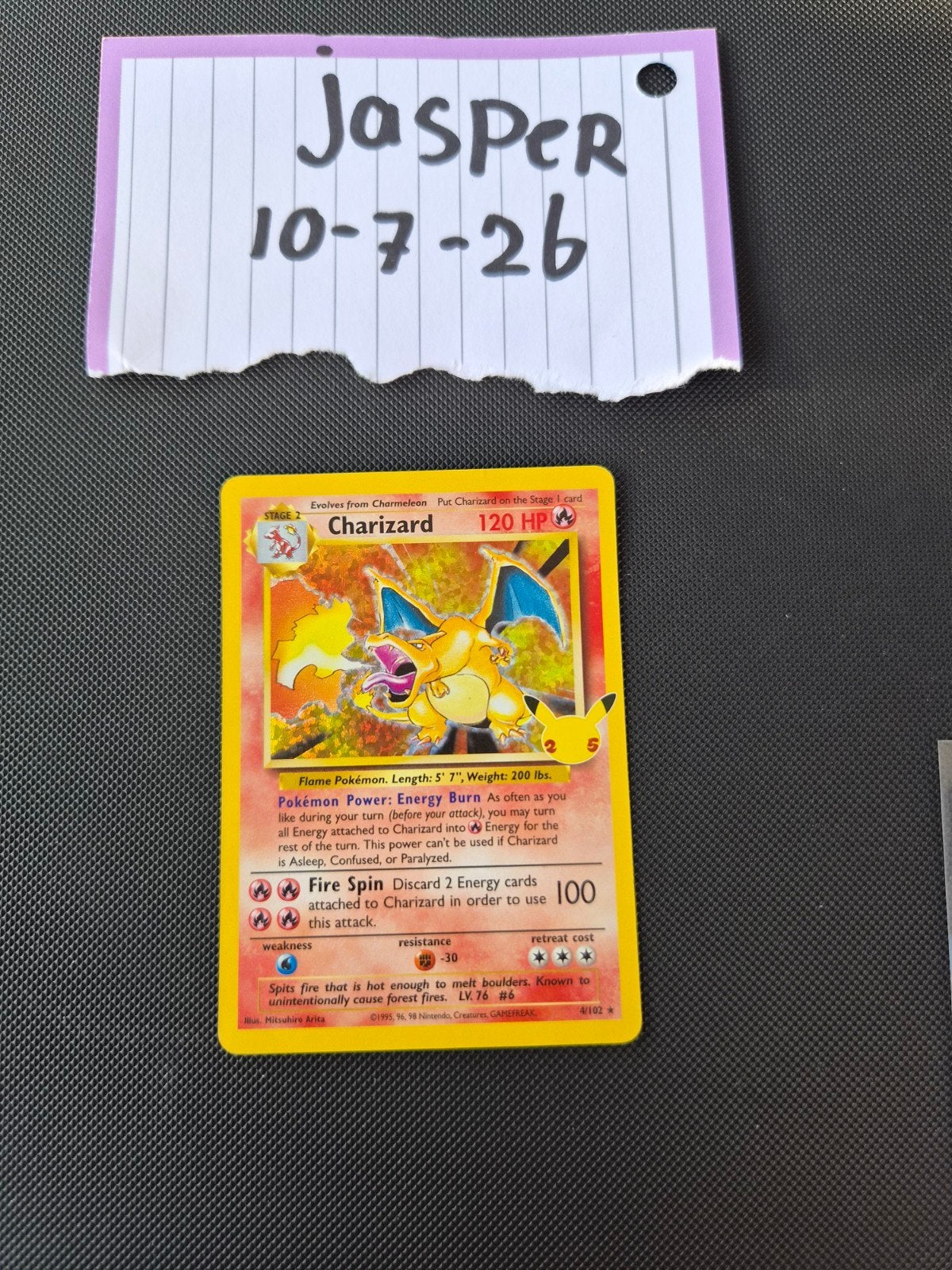Charizard Celebrations Holo, Hobby en Vrije tijd, Verzamelkaartspellen | Pokémon, Ophalen of Verzenden, Zo goed als nieuw