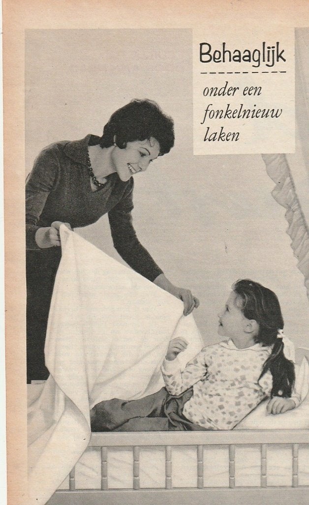 Retro reclame 1962 Omo wasmiddel kindje in pyjama, Verzenden, Overige typen