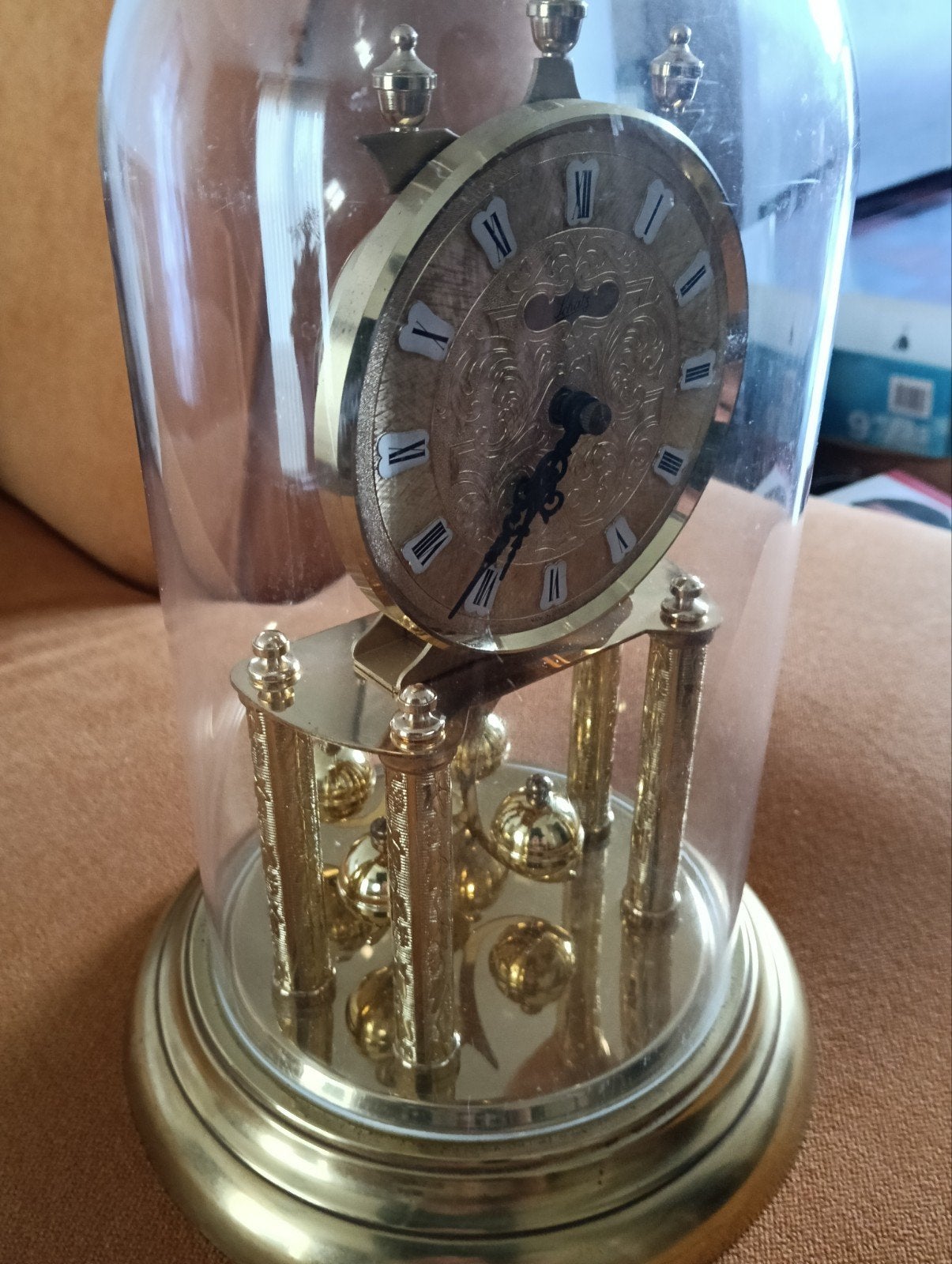 Schatz Stolp Klok - Klassieke Tafelklok met Glazen Stolp, Ophalen of Verzenden