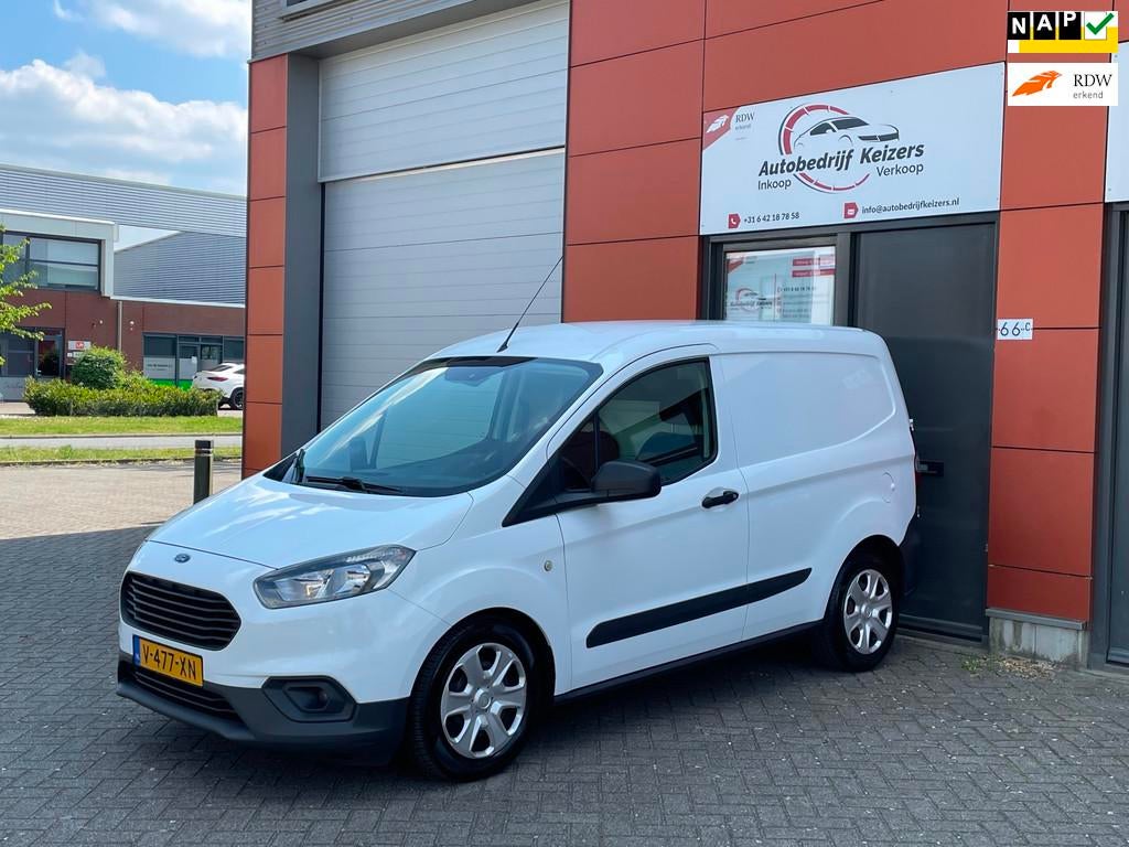 Ford Transit Courier 1.5 TDCI Trend APK AIRCO CRUISE NAP DAB, Auto's, Bestelauto's, Voorwielaandrijving, Stof, Gebruikt, 4 cilinders