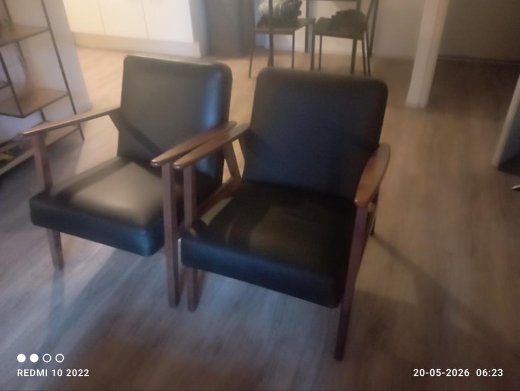 2 Ikea stoelen en 1bank samen afhalen kunstleer, Huis en Inrichting, Fauteuils, Kunststof, Gebruikt, 75 tot 100 cm, Ophalen of Verzenden