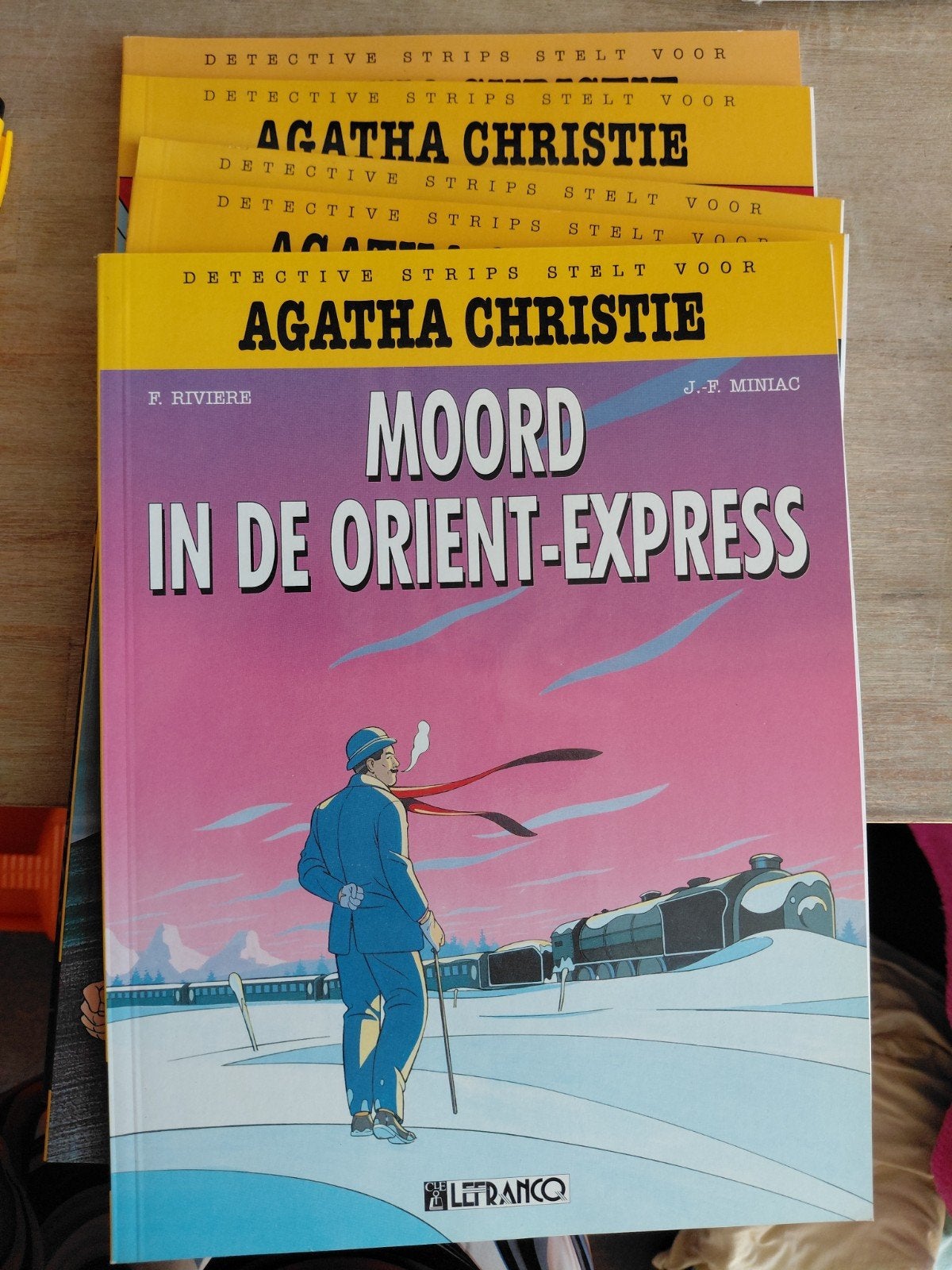 AgathaChristie Detective Strips - Moord in de Orient-Express, Boeken, Meerdere stripboeken, Ophalen of Verzenden, Gelezen, F. Riviere, J.-F. Miniac, Agatha Christie