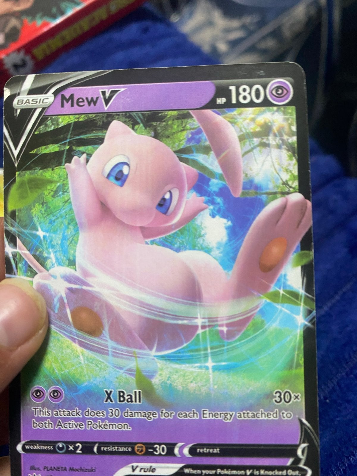 Pokémon kaarten en doos - Mew V, Lunala GX, Decidueye GX, Ophalen of Verzenden, Gebruikt, Meerdere kaarten, Foil