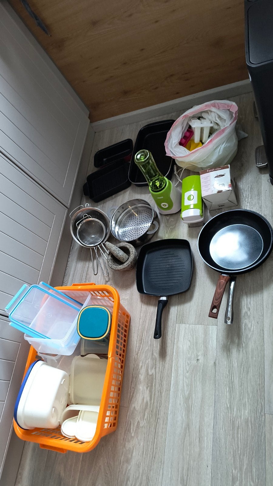 Diverse Keukenbenodigdheden: Pannen, Blender, Opbergers, Ophalen, Zwart, Metaal, Overige merken
