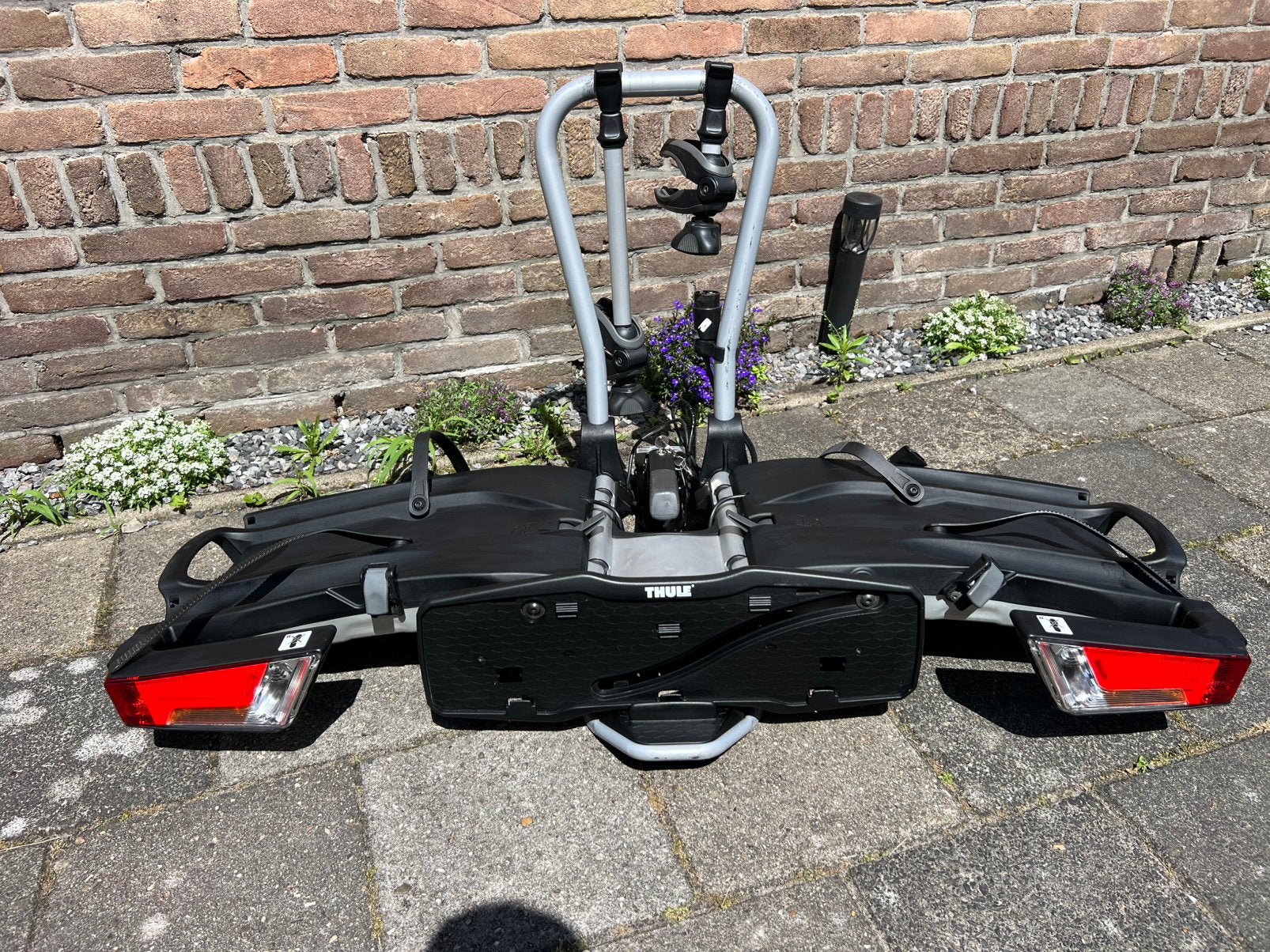 Thule EasyFold 932 Fietsendrager – Kantelbaar & Inklapbaar!, Ophalen, Elektrische fiets, Zo goed als nieuw, 2 fietsen