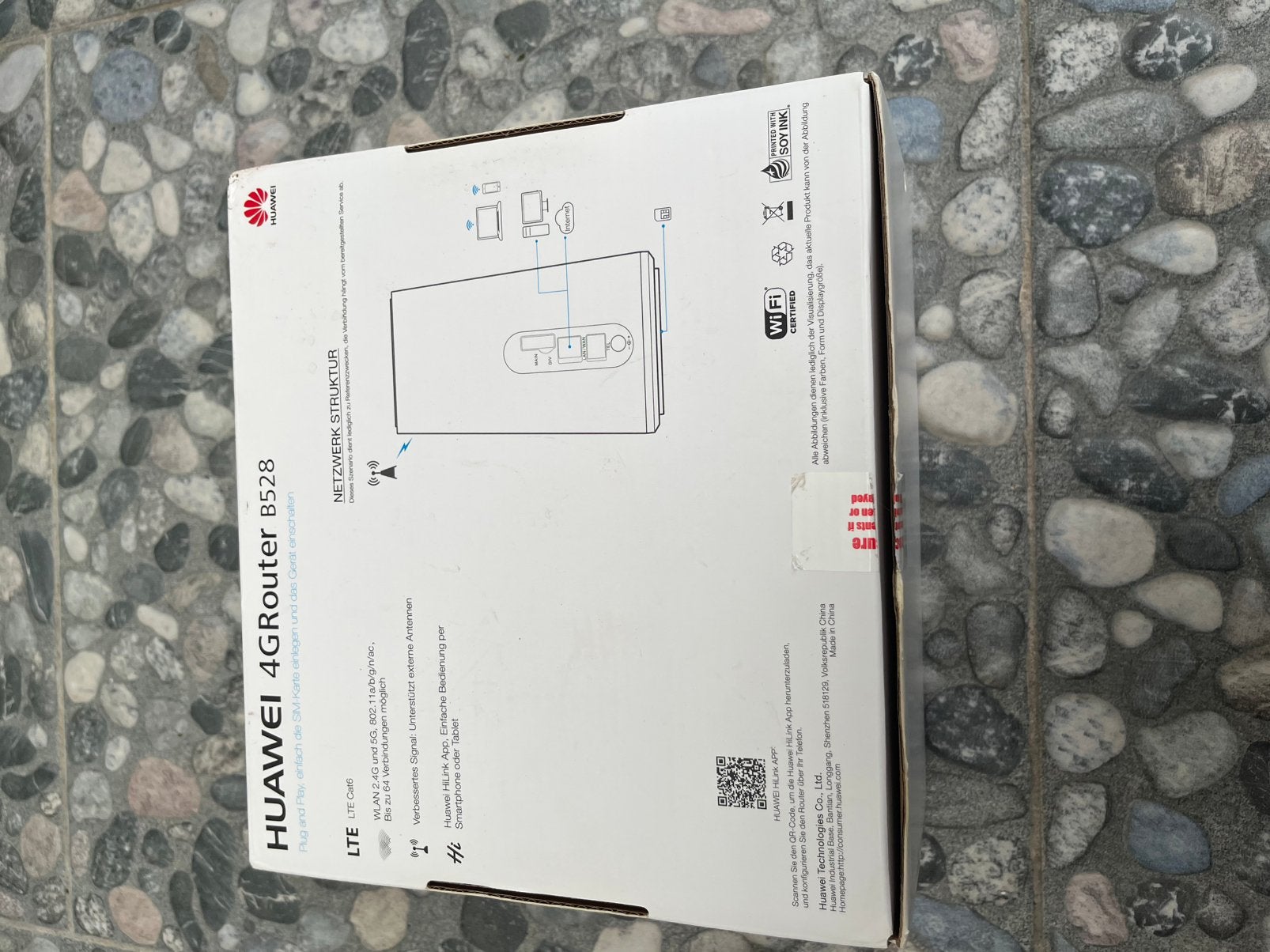 Huawei 4G/5G Router B528 (simkaart), Computers en Software, Routers en Modems, Ophalen of Verzenden, Zo goed als nieuw