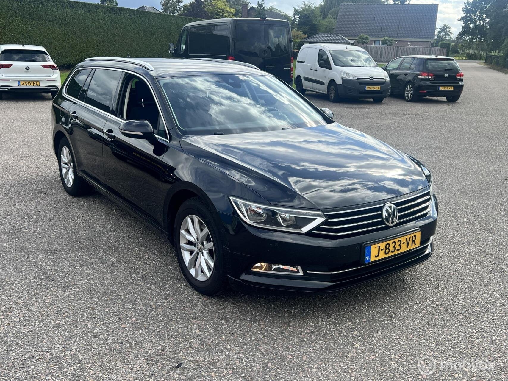 Volkswagen Passat Variant 1.6 TDI Automaat, Auto's, Gebruikt, Euro 6, 4 cilinders, Zwart