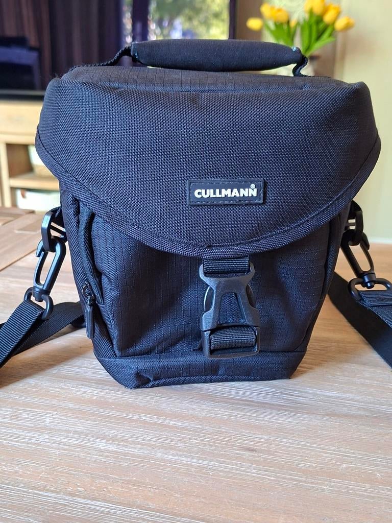 Cullmann Action 200 Cameratas - Zo goed als nieuw, Audio, Tv en Foto, Ophalen of Verzenden, Zo goed als nieuw, Overige typen, Overige merken