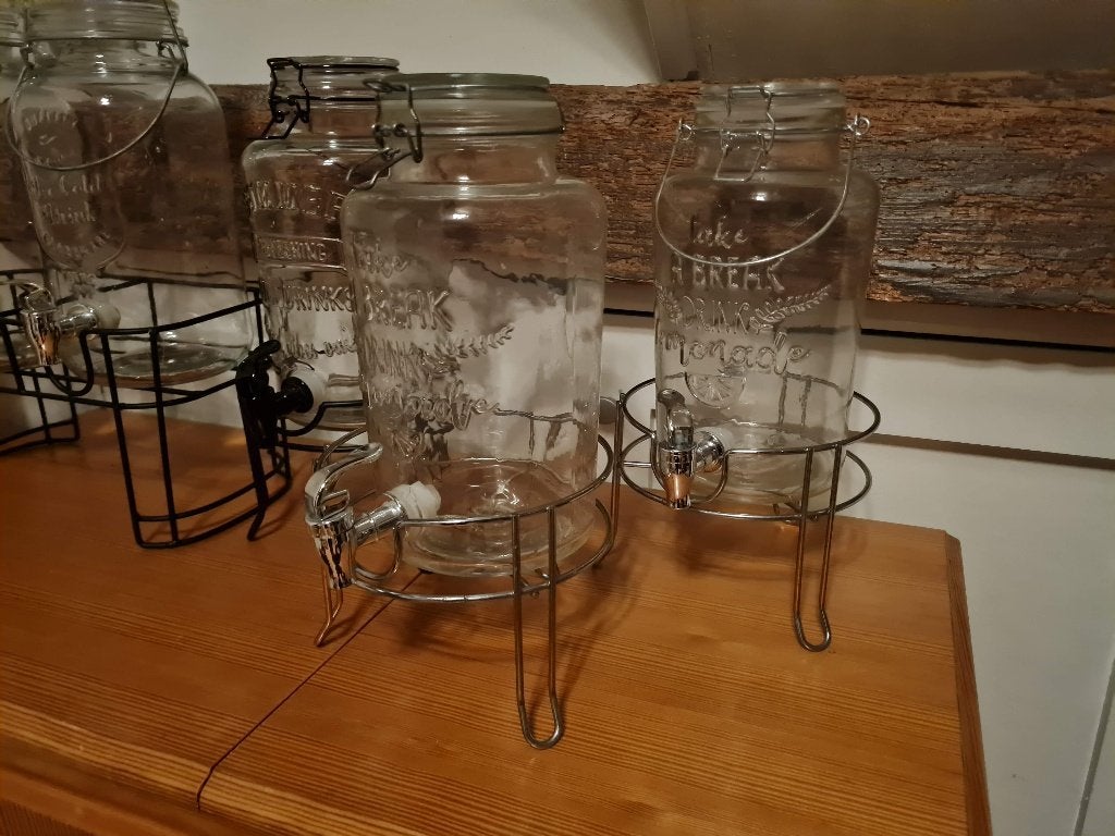 2 glazen drankdispensers in rek NIEUW, Overige typen, Ophalen of Verzenden, Nieuw, Glas