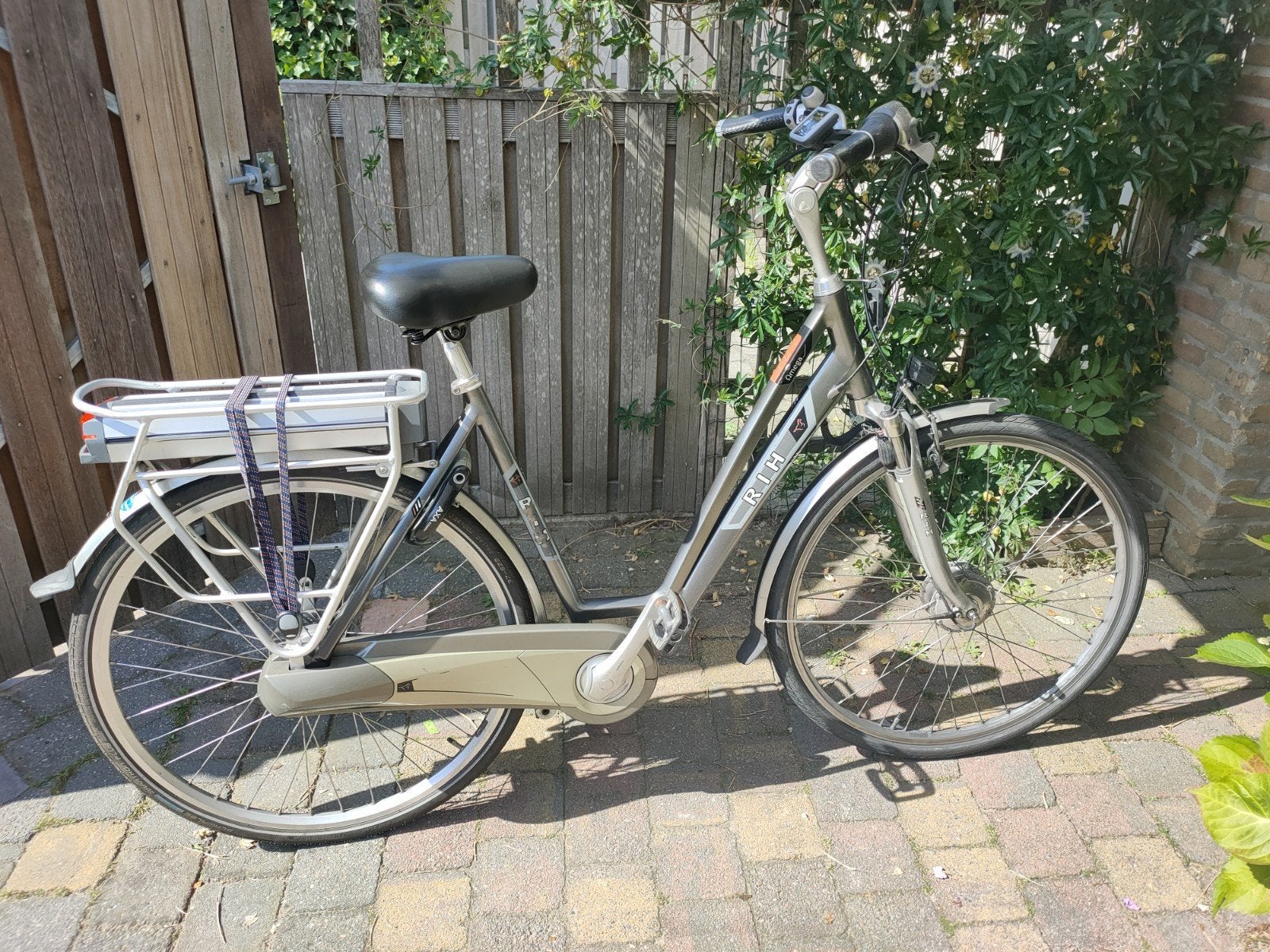 RIH Omega E-bike met Shimano 8 speed, Fietsen en Brommers, Elektrische fietsen, 51 tot 55 cm, Ophalen, Gebruikt, Overige merken