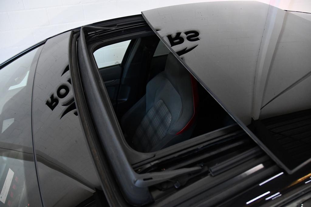 Volkswagen Golf 2.0 TSI GTI, 730 kg, Euro 6, 4 cilinders, 1984 cc