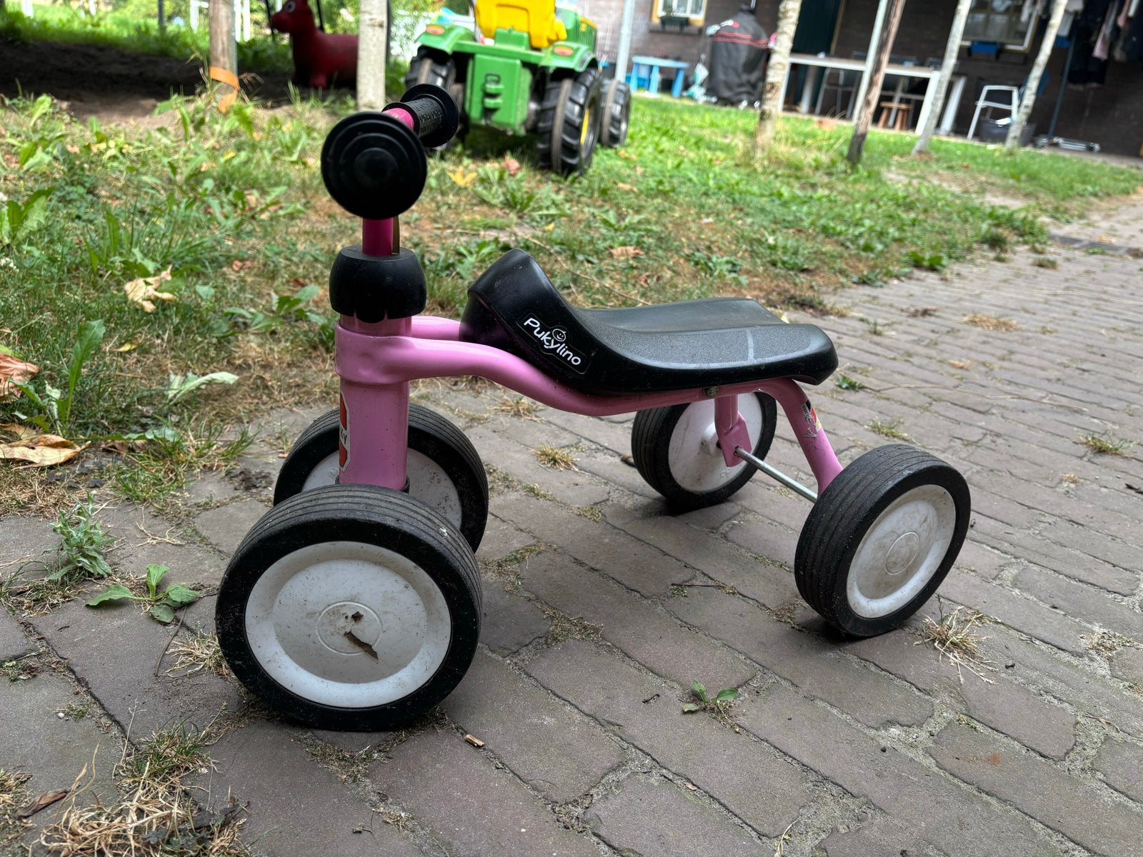 Roze Puky loopfiets/oefenfiets, Kinderen en Baby's, Speelgoed | Buiten | Voertuigen en Loopfietsen, Ophalen, Gebruikt, Loopfiets