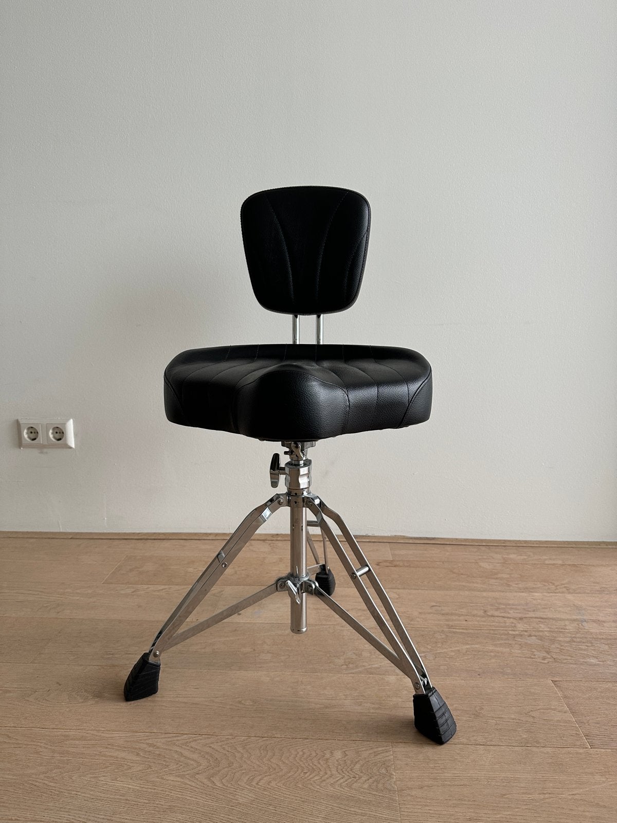 Pearl Roadster Drumkruk met Rugleuning - Zeer Nette S, Muziek en Instrumenten, Ophalen, Zo goed als nieuw, Pearl