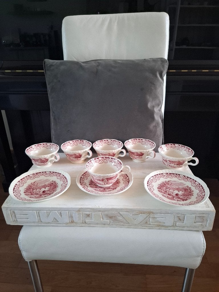 6 antieke kop en schotels / Boerenhoeve Rood, Ophalen