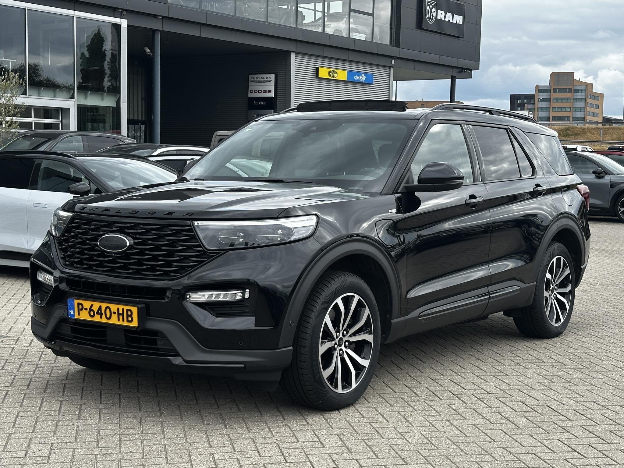 Ford Explorer 3.0 V6 EcoBoost PHEV ST-Line | Pano | 360 came, Auto's, Automaat, 14 kWh, Met garantie (alle), 2441 kg