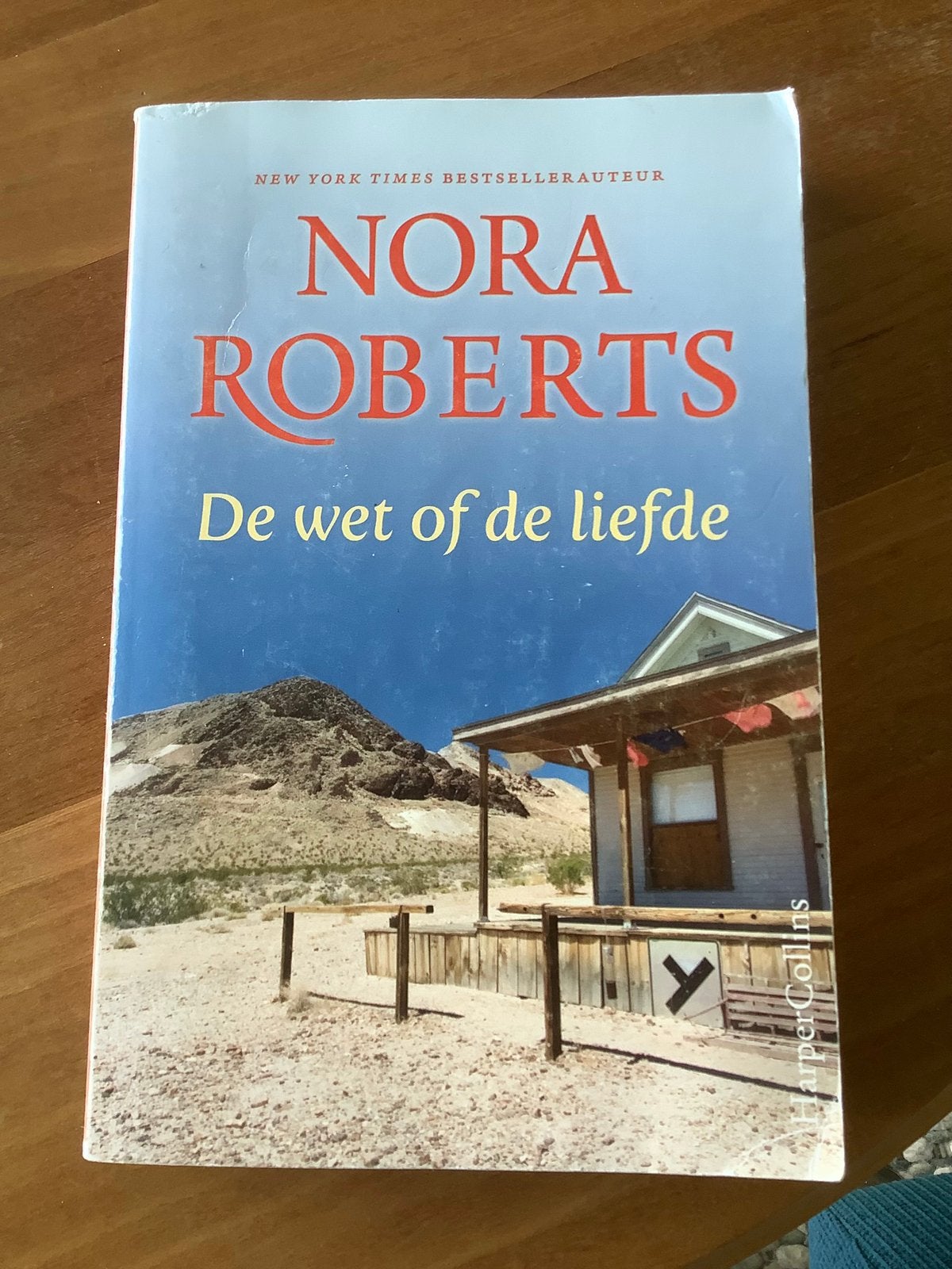 De wet of de liefde - N. Roberts, Ophalen of Verzenden, Gelezen
