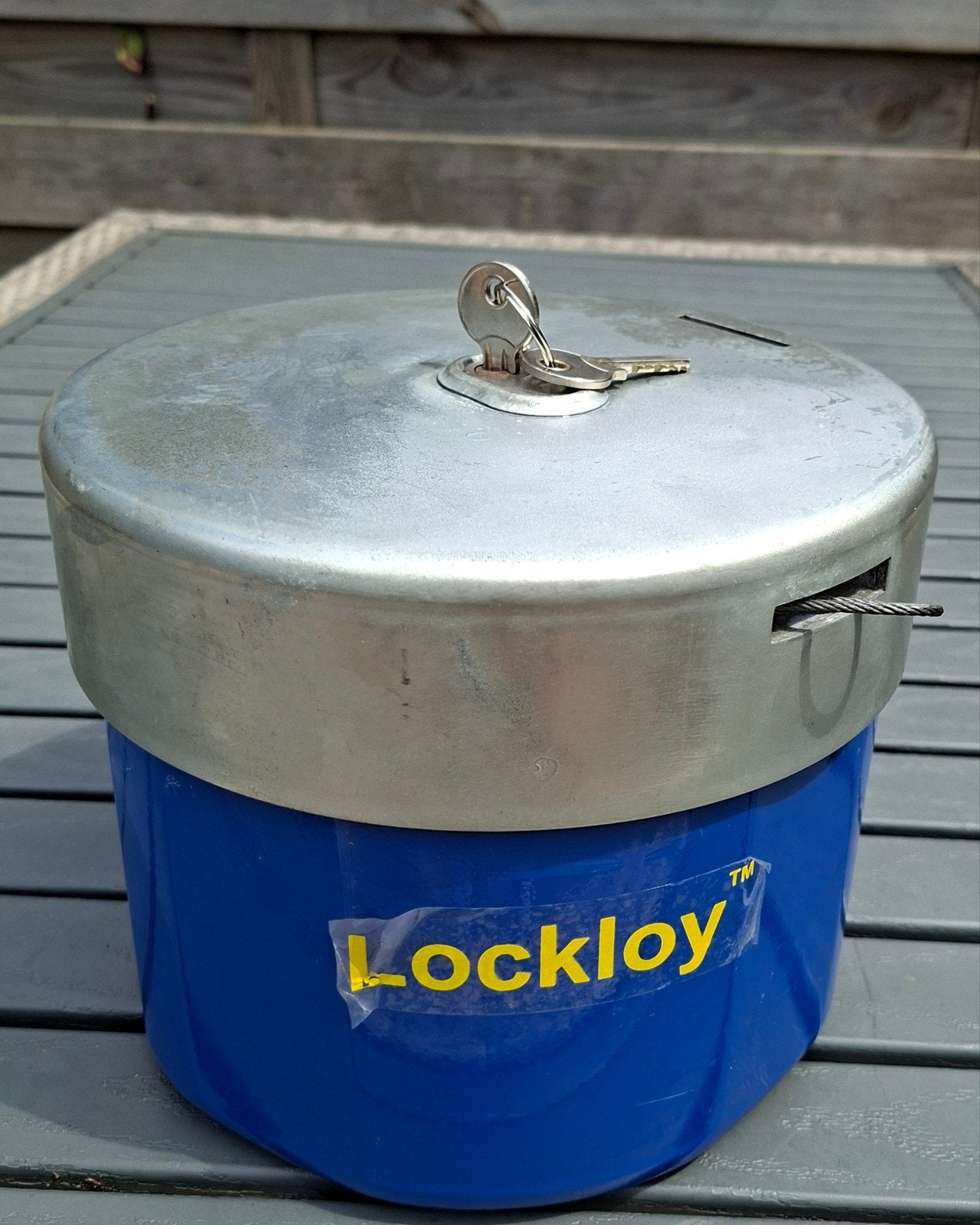 Lockloy anti diefstalkluis voor bv caravan, Ophalen
