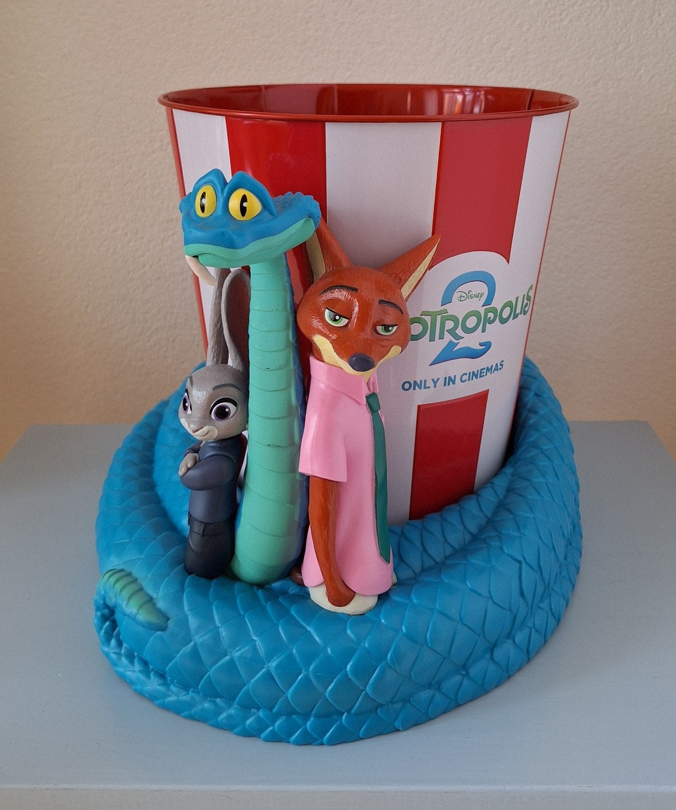 Zootropolis 2 Disney popcornbucket, Ophalen of Verzenden, Overige figuren, Nieuw, Beeldje of Figuurtje